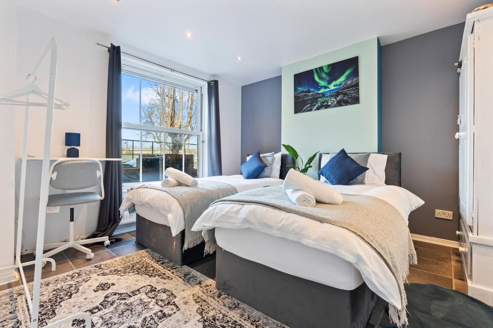 Comfy 4Br House Close To Subway Londres Exterior foto